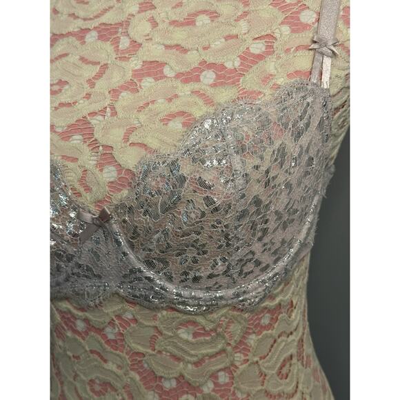 Victoria's Secret Other - EUC Victoria's Secret Dream Angels Unlined Push Up No Padding Bra Silver 34D